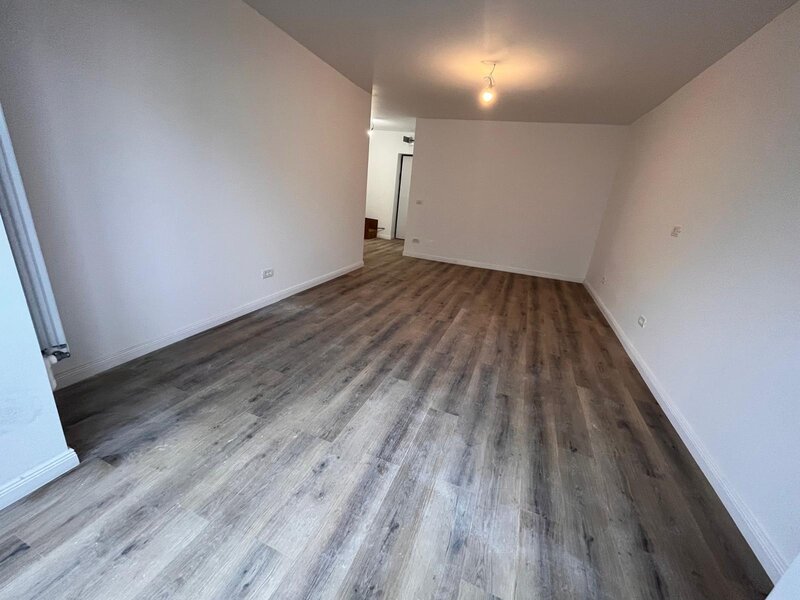 Titan, 3 minute parc IOR si metrou, stradal pe Nicoloae Grigorescu